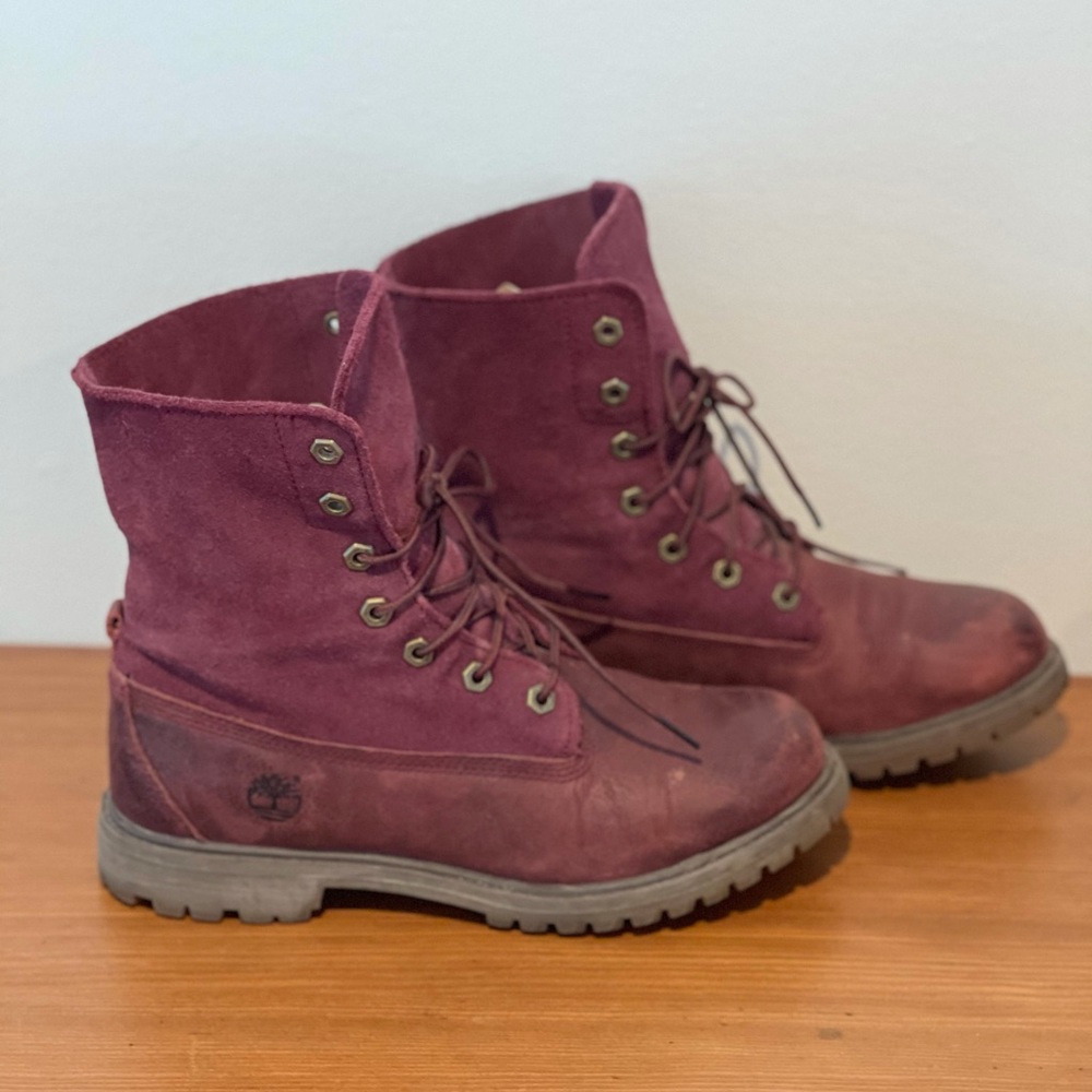 Women’s Suede Timberland Boots